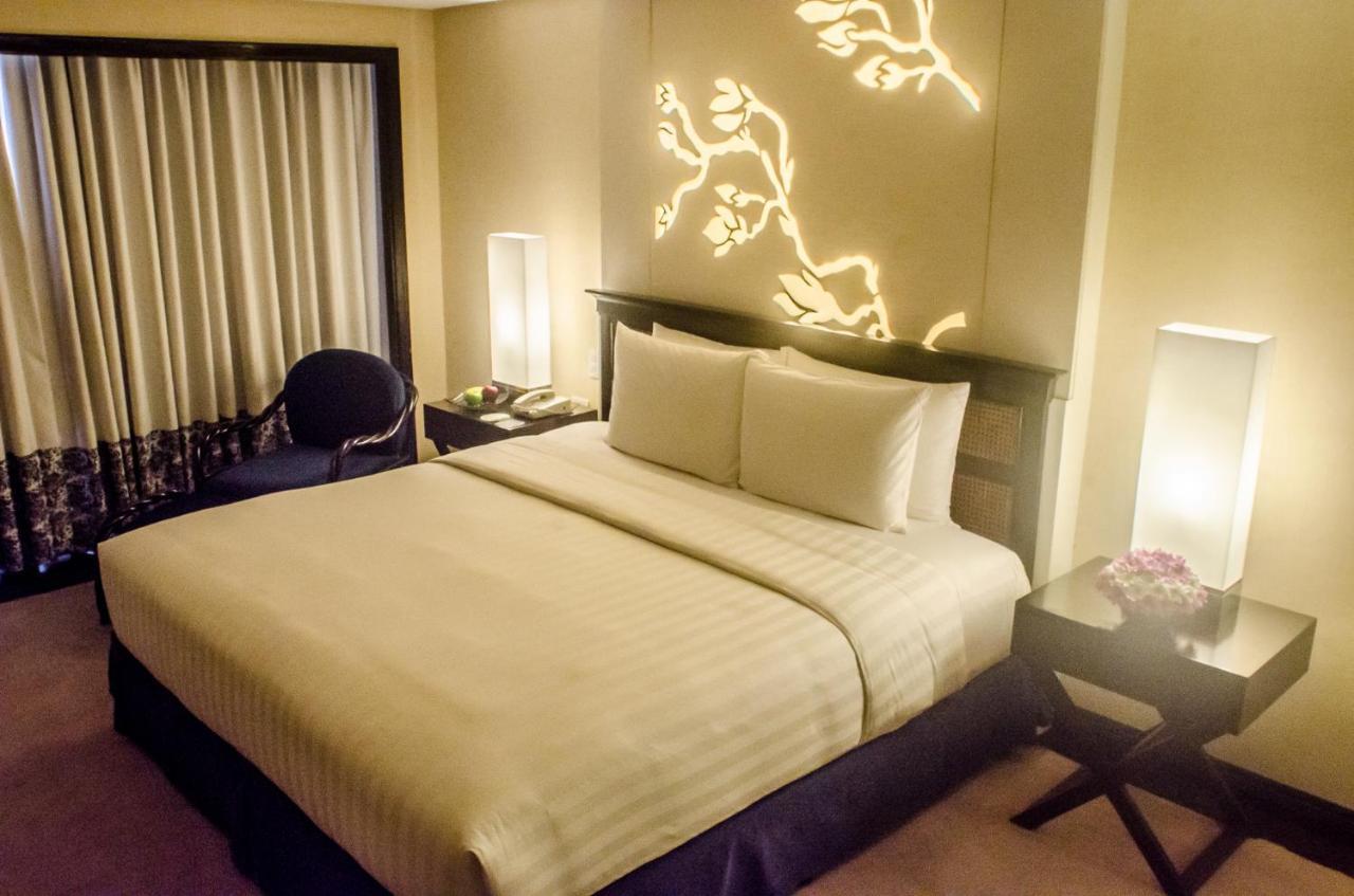 Midas Hotel And Casino Pasay Exterior foto